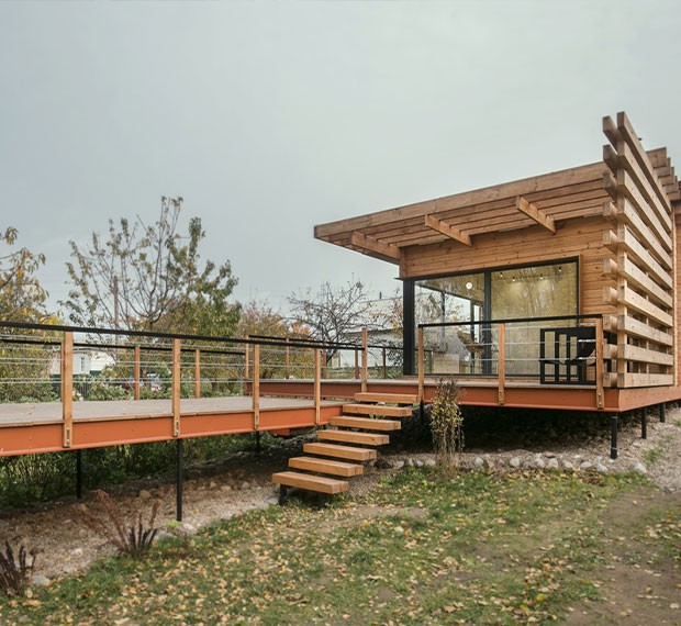 Винтовые сваи для террасы или веранды в Адлере